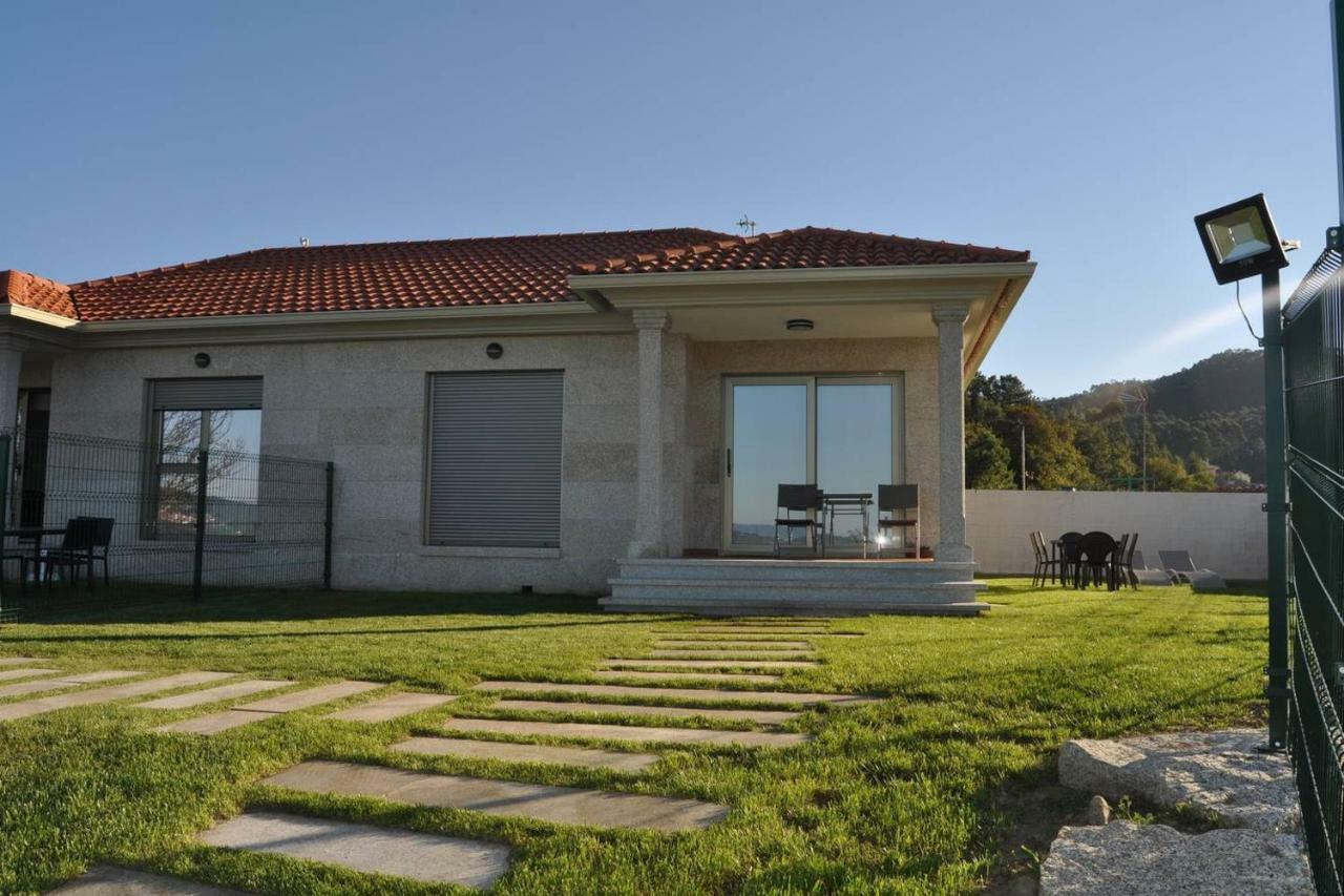 Casa A Pie De Playa Areabrava - En Cangas - -galicia- Espana