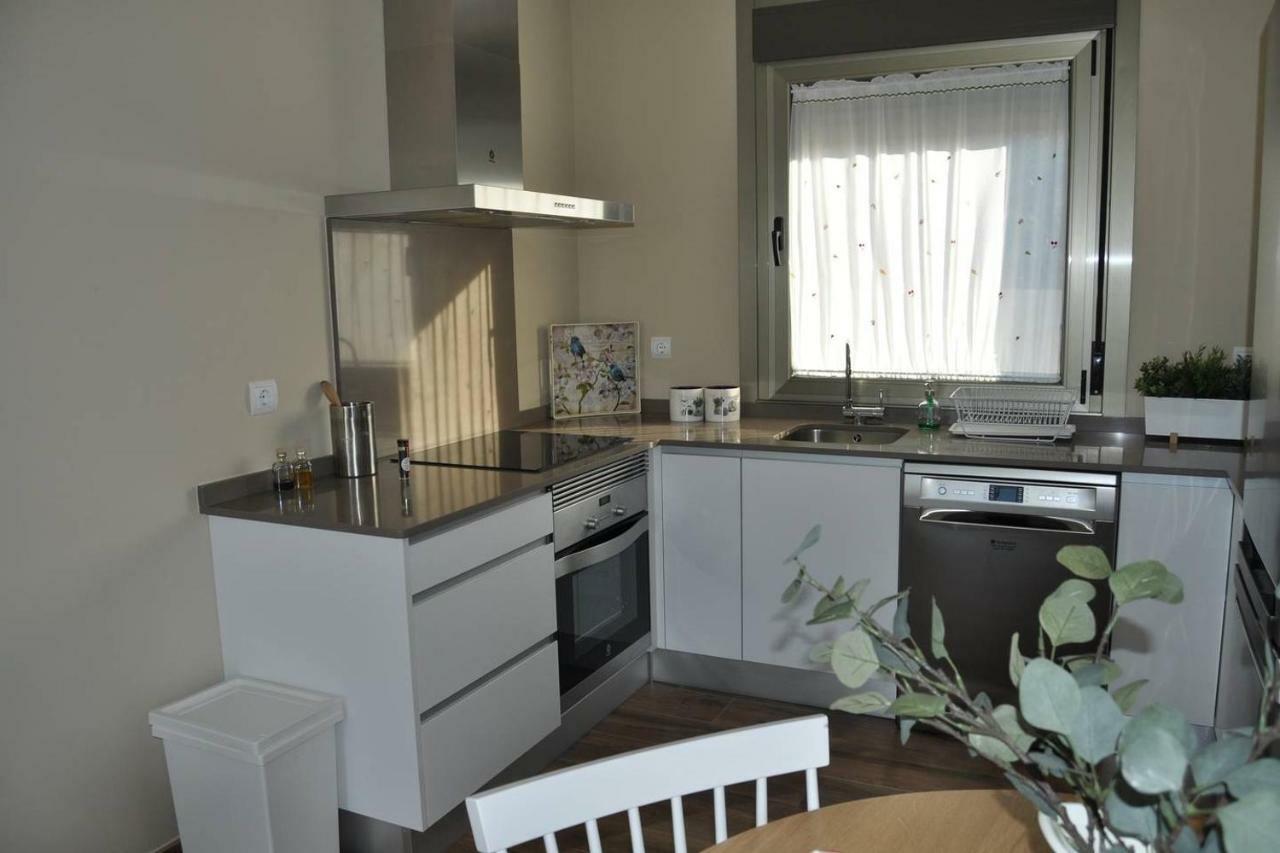 Casa A Pie De Playa Areabrava - En Cangas - -galicia- Espana